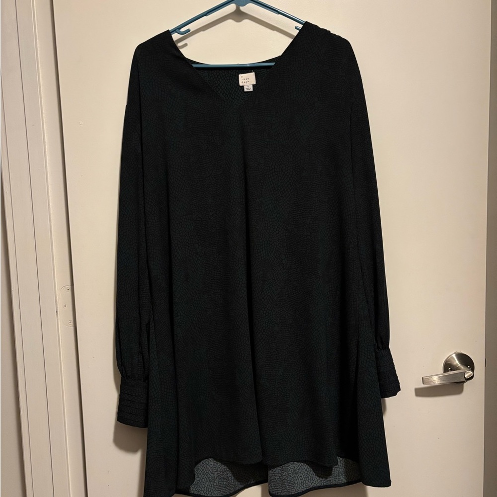 A new day black and green dress